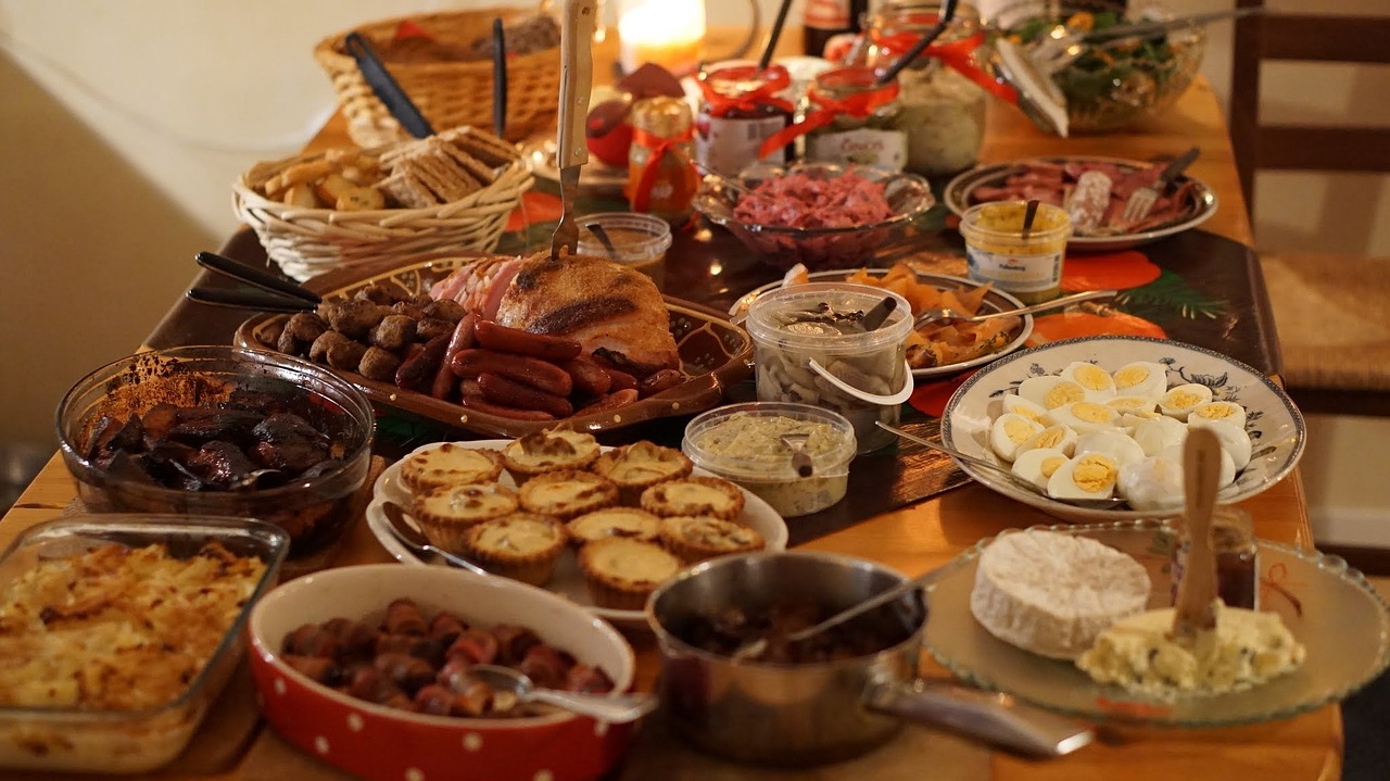 Featured image for Savouring a Budget-Friendly Christmas Feast: How to Prepare Delicious Delights Without Overspending