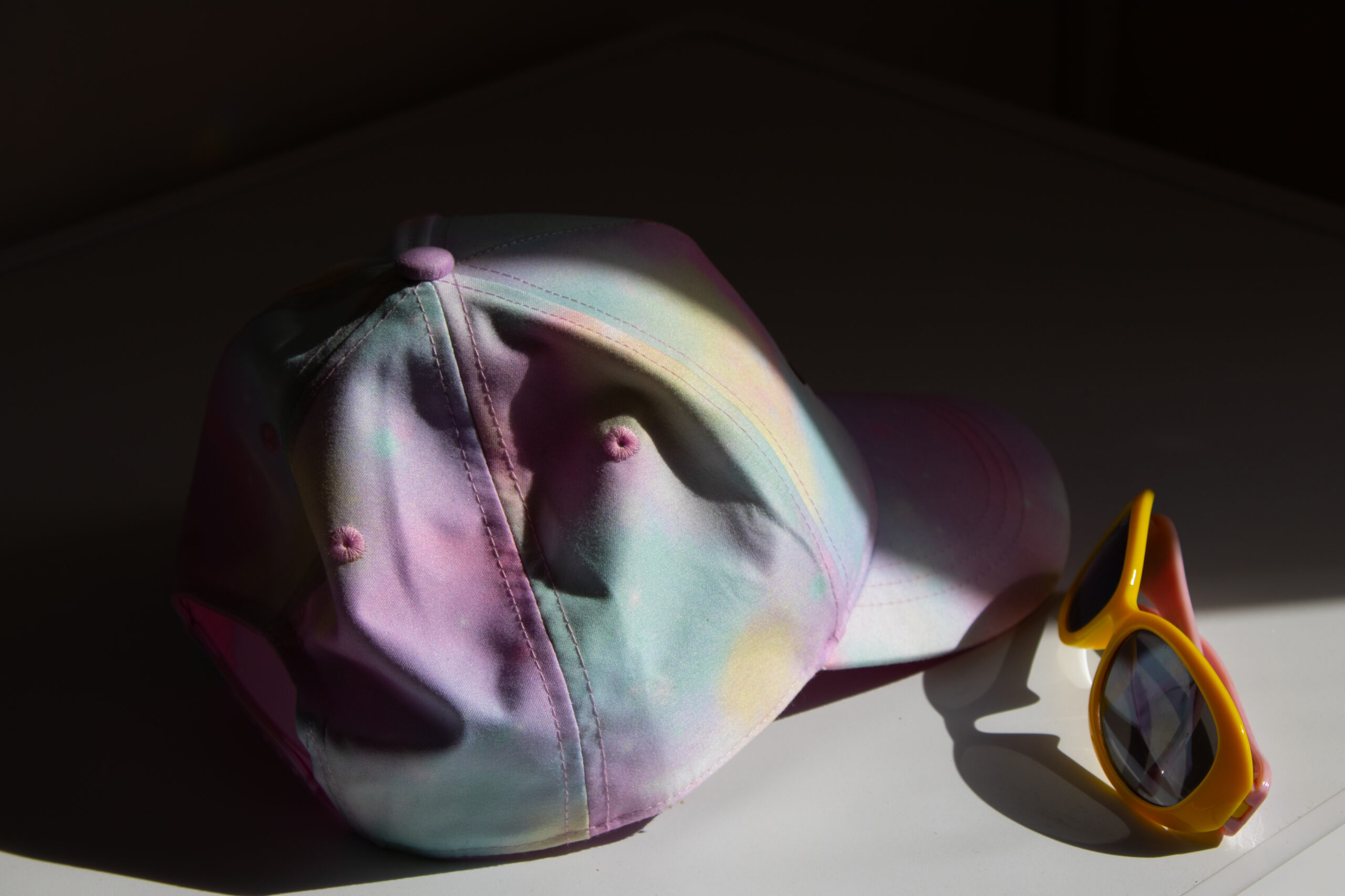 What to Photograph - light and shadow from a single light sauce